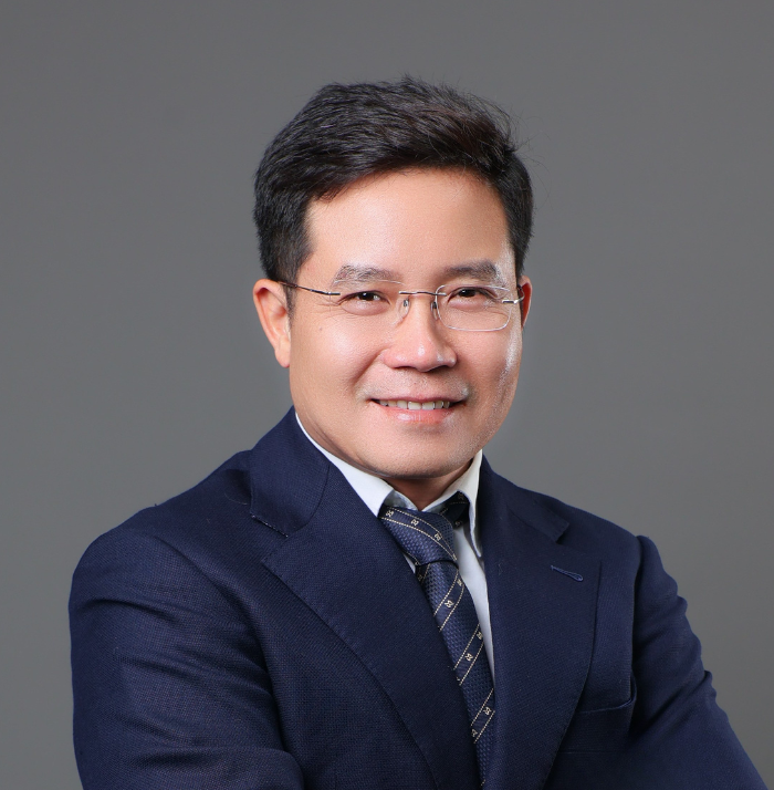 Mr. Nguyen Quang Thuan